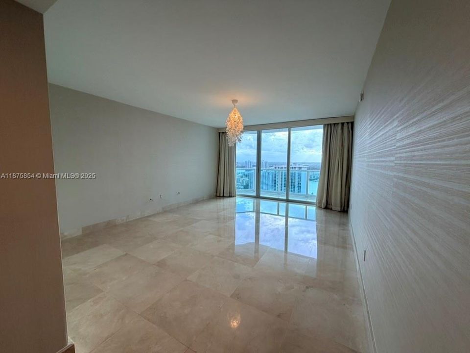 待售: $1,970,000 (3 贝兹, 3 浴室, 3073 平方英尺)