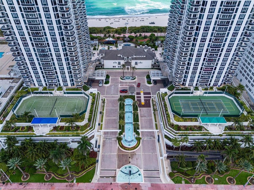 待售: $1,790,000 (2 贝兹, 2 浴室, 1380 平方英尺)