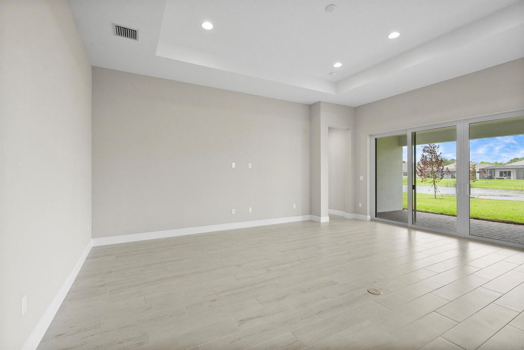 6414 High Pointe Circle_Cap Grande_Lot 1