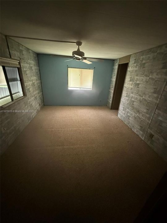 出租: $1,750 (2 贝兹, 2 浴室, 0 平方英尺)