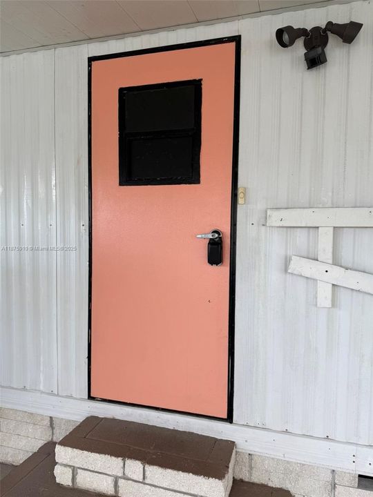 出租: $1,750 (2 贝兹, 2 浴室, 0 平方英尺)