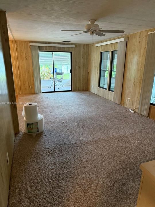 出租: $1,750 (2 贝兹, 2 浴室, 0 平方英尺)