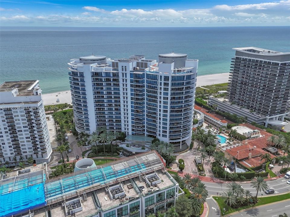 Recently Sold: $4,295,000 (3 beds, 4 baths, 3982 Square Feet)