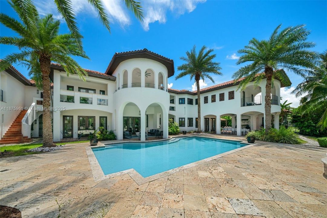 For Sale: $9,499,999 (10 beds, 9 baths, 8573 Square Feet)