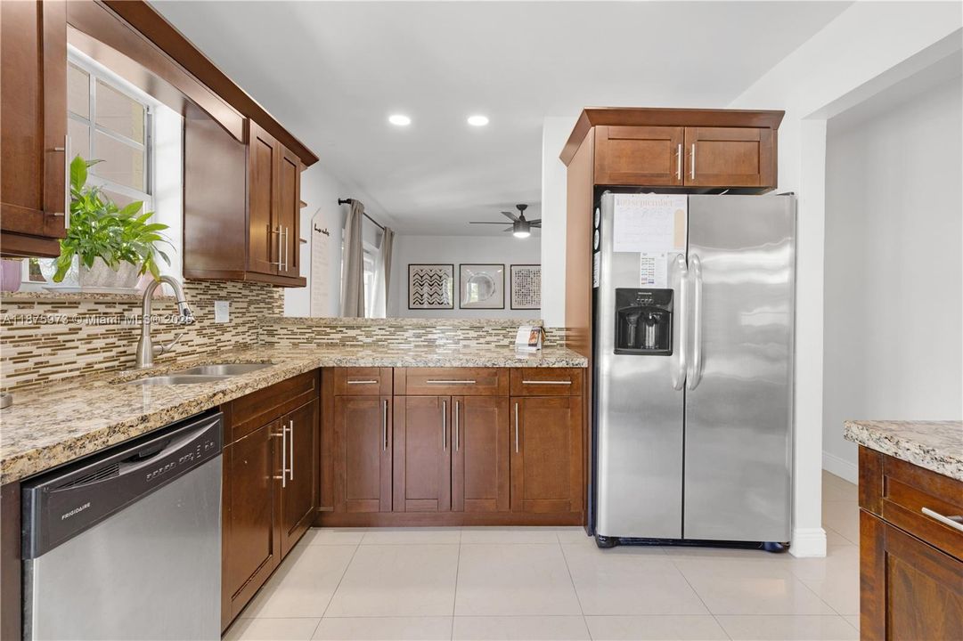 Recently Rented: $4,300 (5 beds, 2 baths, 2052 Square Feet)