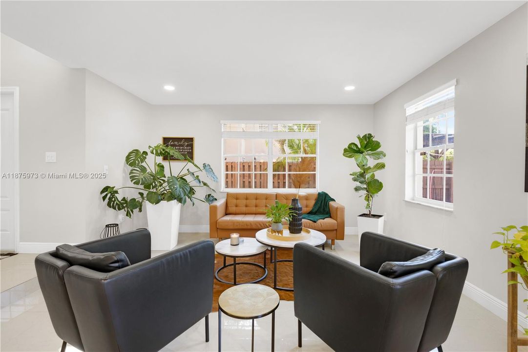 Recently Rented: $4,300 (5 beds, 2 baths, 2052 Square Feet)