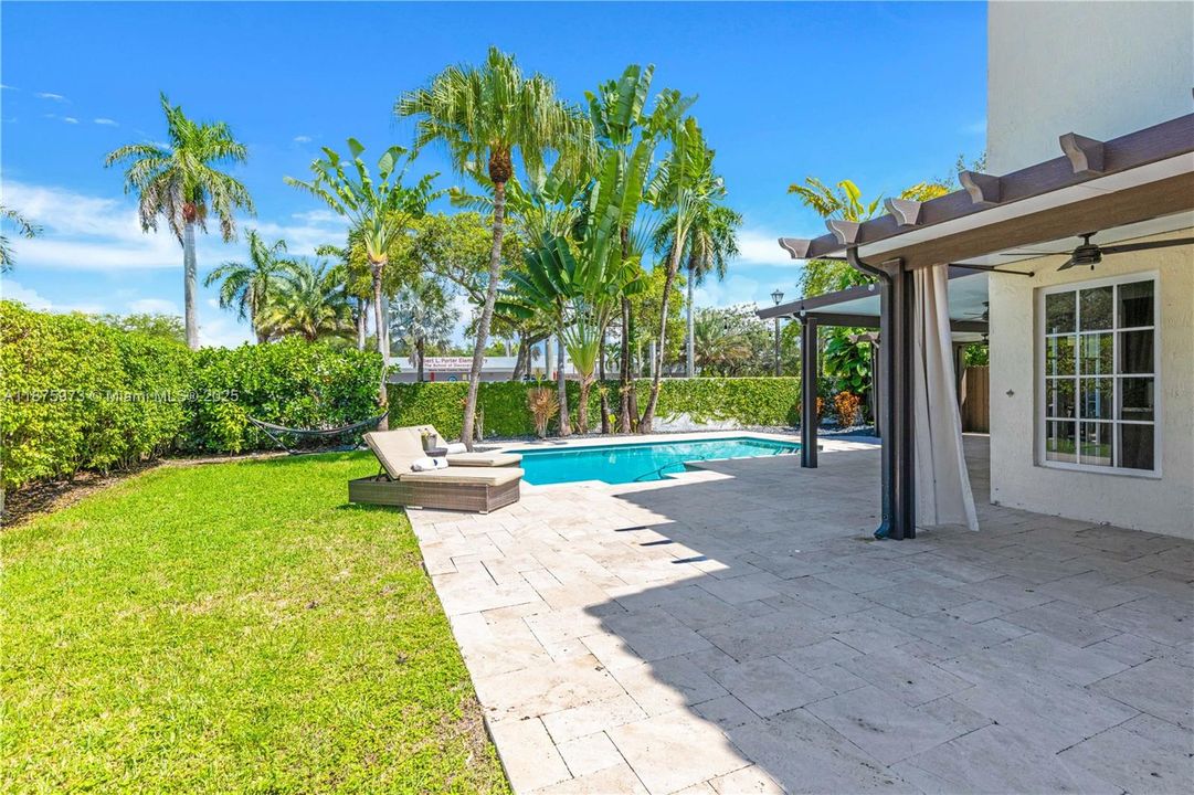 Recently Rented: $4,300 (5 beds, 2 baths, 2052 Square Feet)