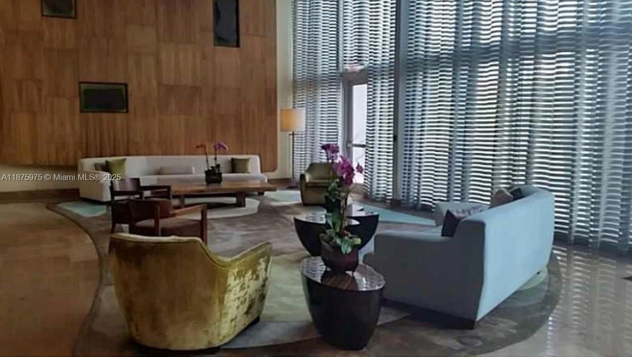 En Venta: $330,000 (0 camas, 1 baños, 481 Pies cuadrados)