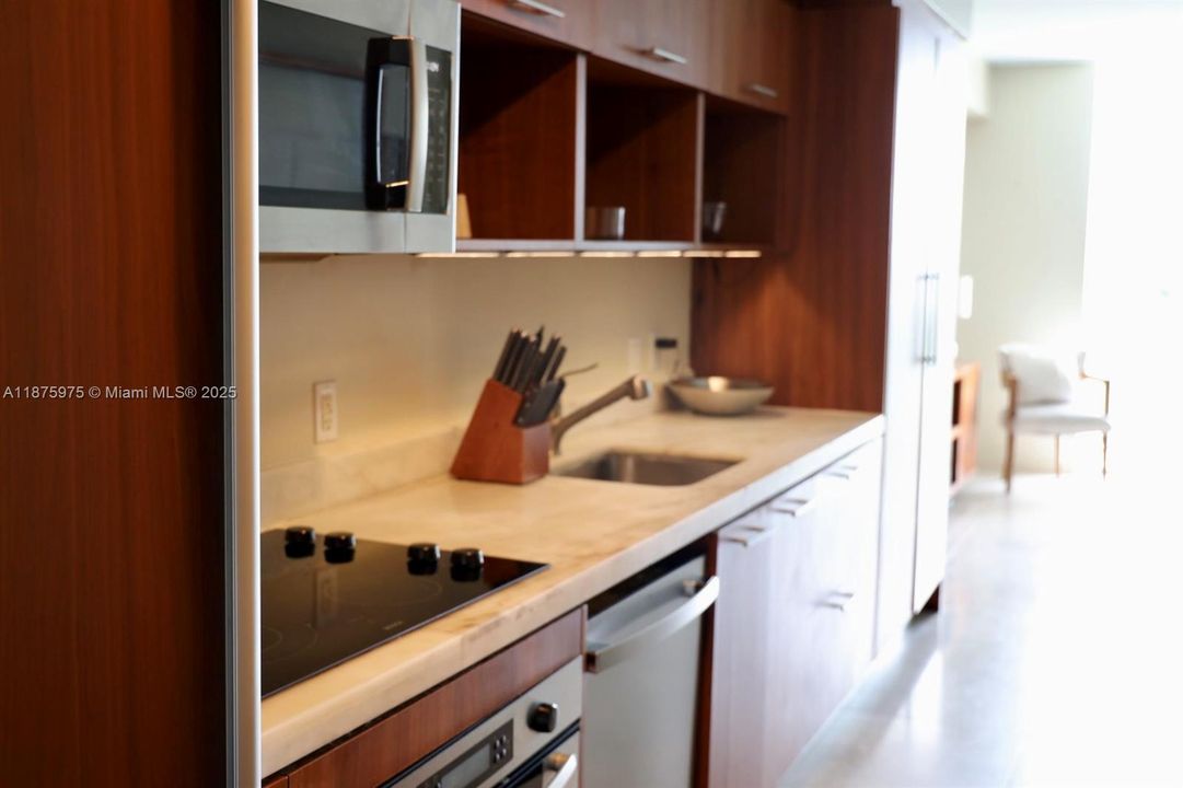 En Venta: $330,000 (0 camas, 1 baños, 481 Pies cuadrados)