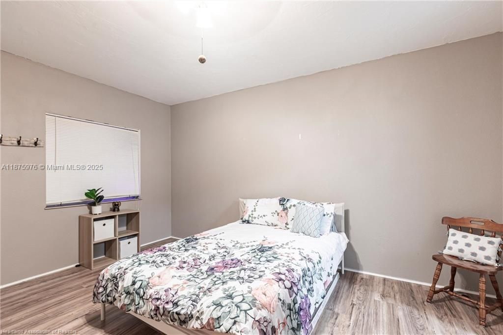 На продажу: $299,900 (3 спален, 2 ванн, 2074 Квадратных фут)