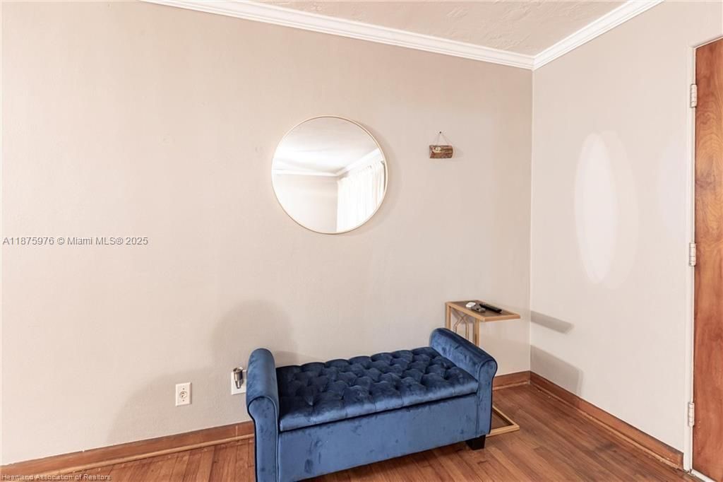 На продажу: $299,900 (3 спален, 2 ванн, 2074 Квадратных фут)