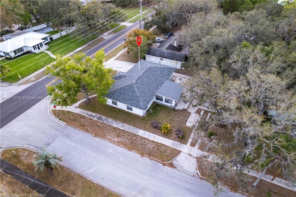 На продажу: $299,900 (3 спален, 2 ванн, 2074 Квадратных фут)