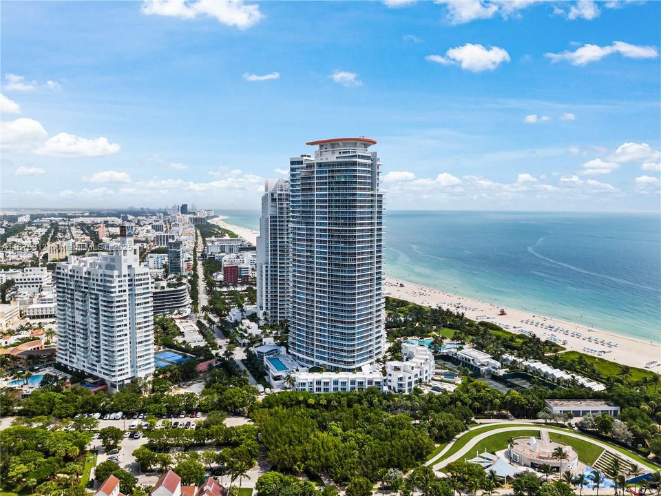 Recently Sold: $7,200,000 (2 beds, 2 baths, 1793 Square Feet)
