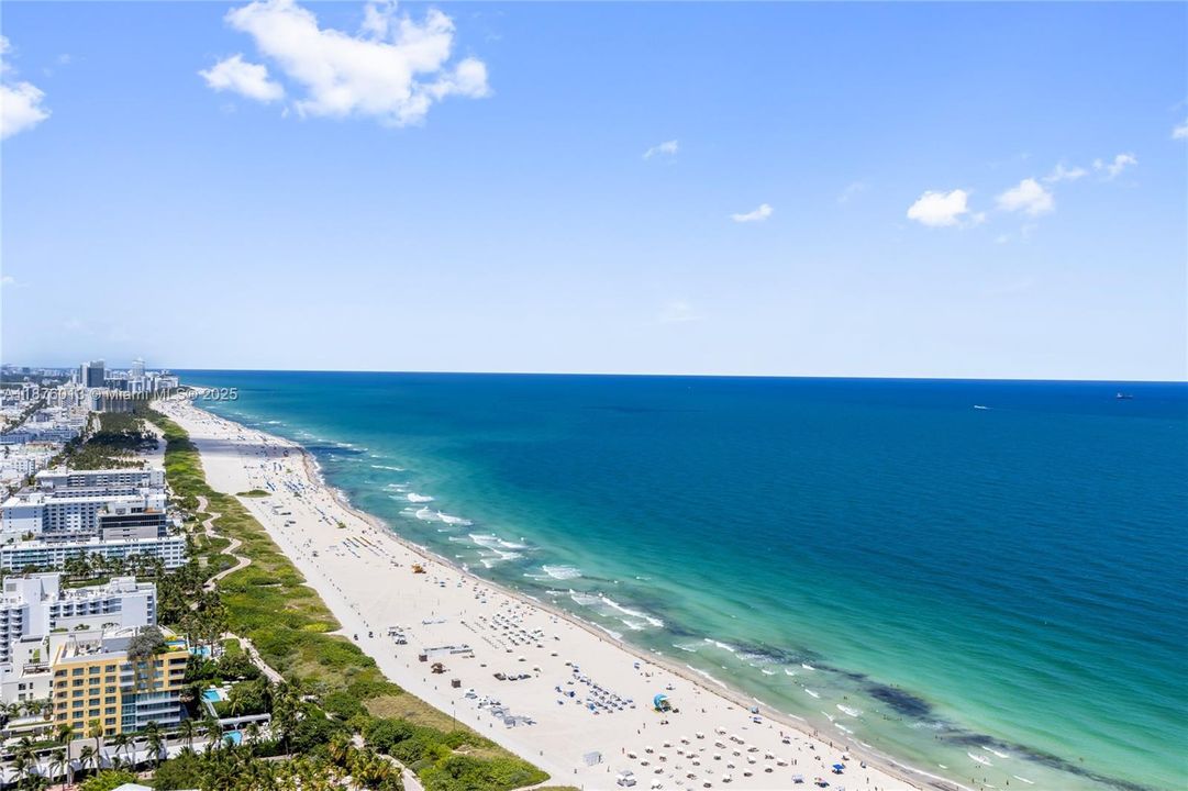 Recently Sold: $7,200,000 (2 beds, 2 baths, 1793 Square Feet)