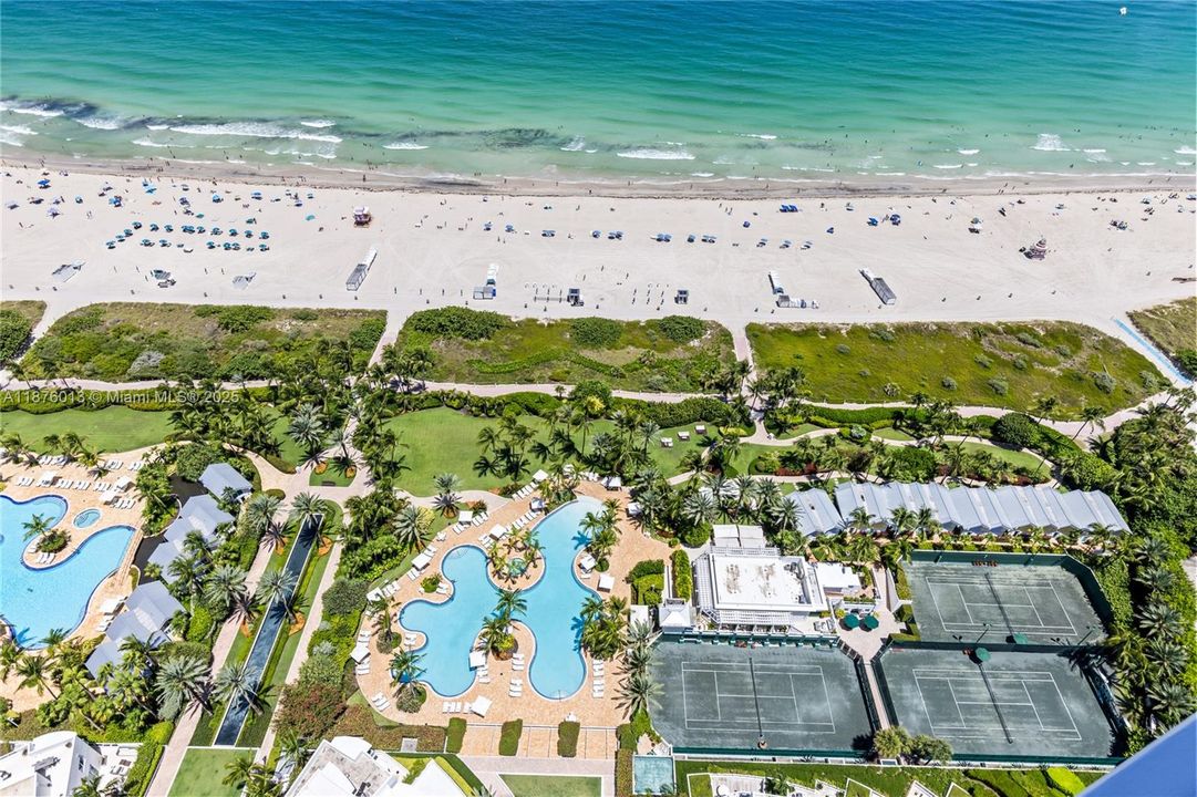 Recently Sold: $7,200,000 (2 beds, 2 baths, 1793 Square Feet)