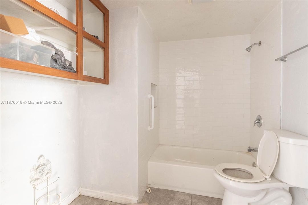 En Venta: $259,900 (3 camas, 1 baños, 966 Pies cuadrados)