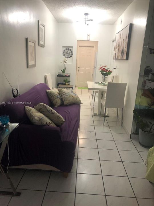 En Venta: $160,000 (0 camas, 1 baños, 406 Pies cuadrados)