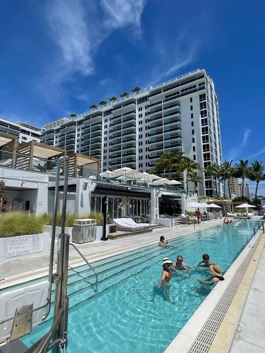 For Sale: $679,000 (1 beds, 1 baths, 760 Square Feet)
