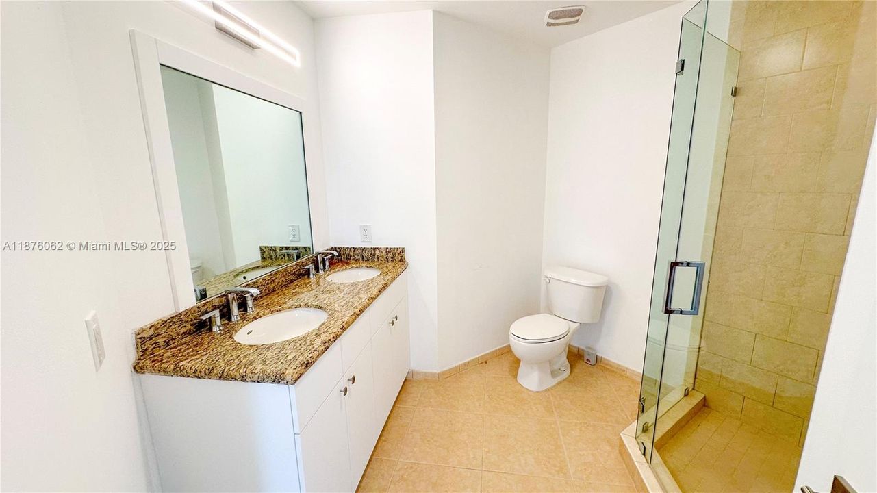 For Sale: $569,000 (3 beds, 2 baths, 1365 Square Feet)