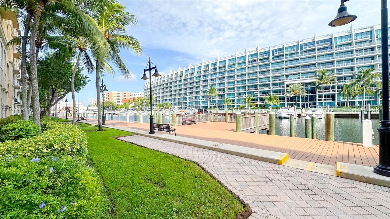 For Sale: $569,000 (3 beds, 2 baths, 1365 Square Feet)