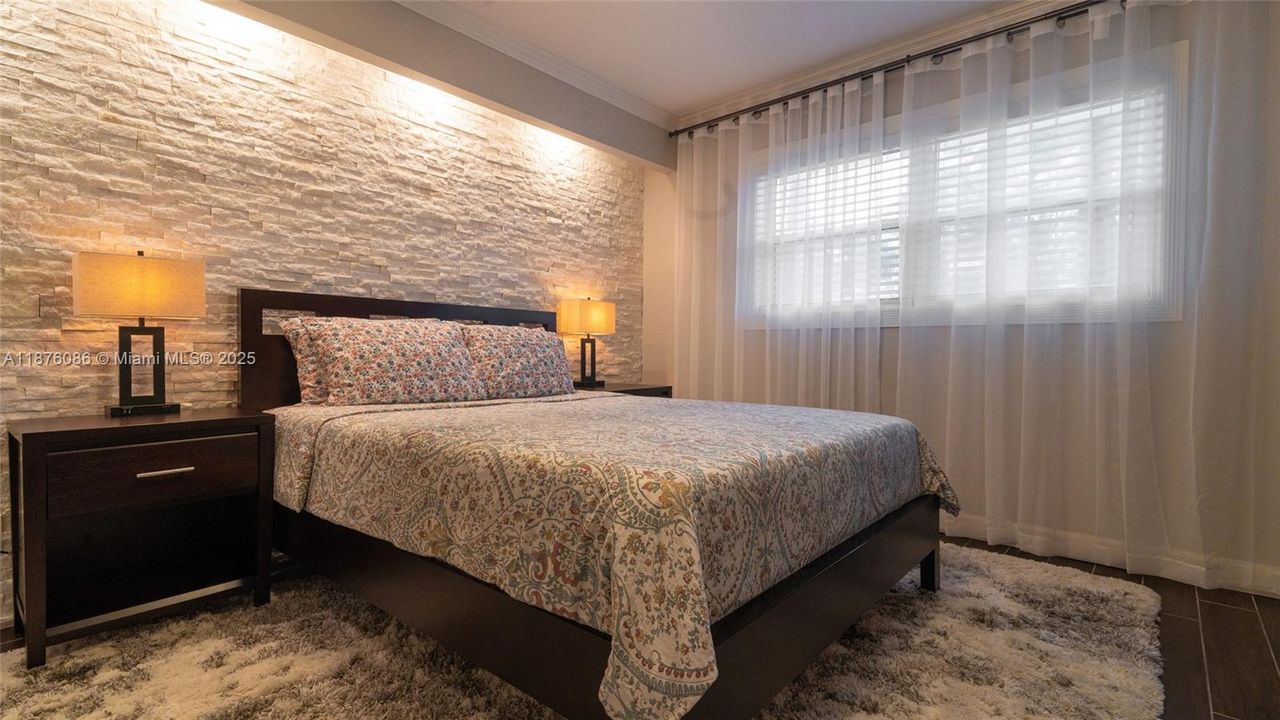 На продажу: $390,000 (3 спален, 2 ванн, 1316 Квадратных фут)