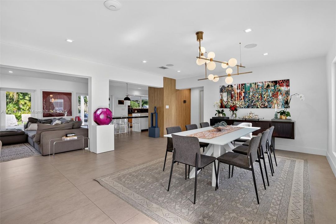 待售: $3,400,000 (4 贝兹, 3 浴室, 2840 平方英尺)