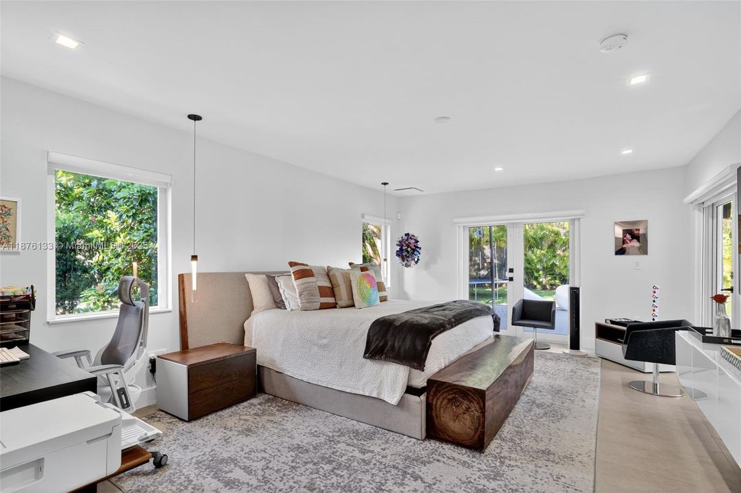 待售: $3,400,000 (4 贝兹, 3 浴室, 2840 平方英尺)