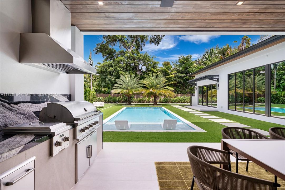 En Venta: $6,350,000 (7 camas, 7 baños, 6977 Pies cuadrados)