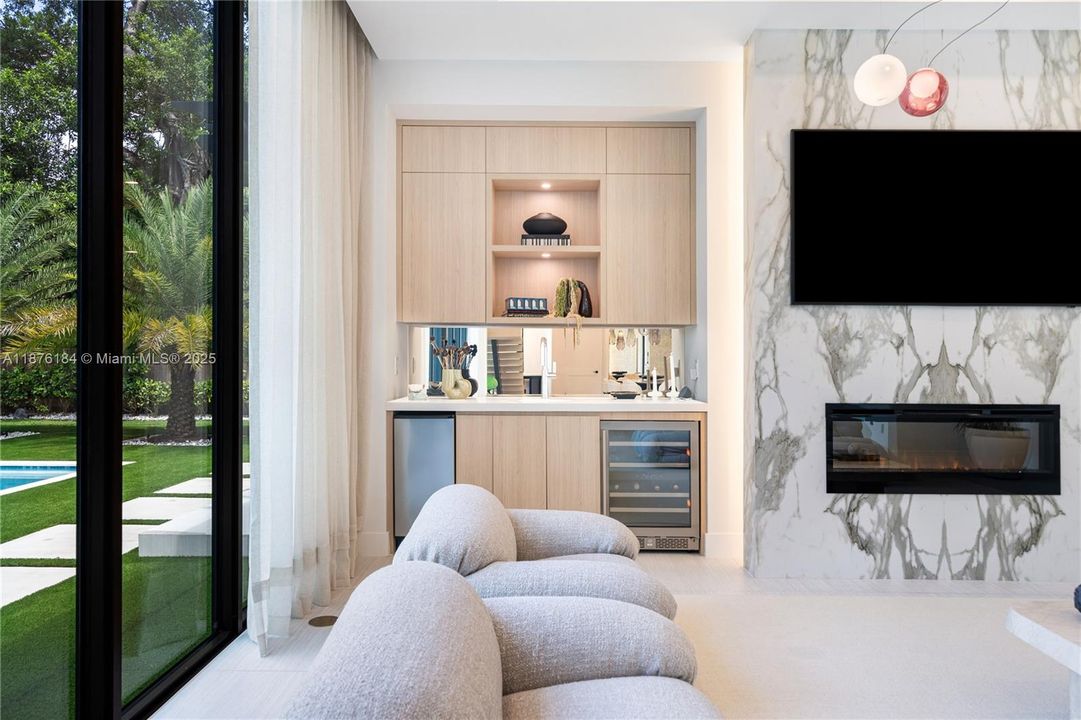 En Venta: $6,350,000 (7 camas, 7 baños, 6977 Pies cuadrados)