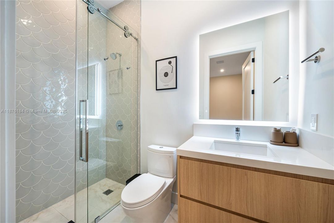 En Venta: $6,350,000 (7 camas, 7 baños, 6977 Pies cuadrados)