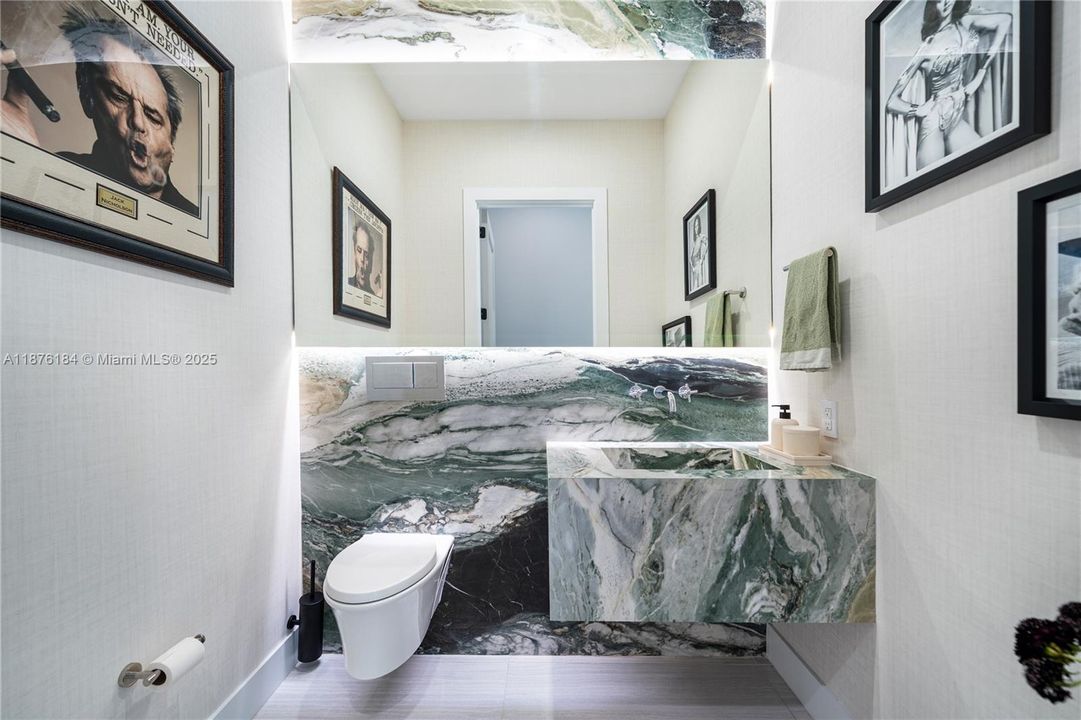 En Venta: $6,350,000 (7 camas, 7 baños, 6977 Pies cuadrados)