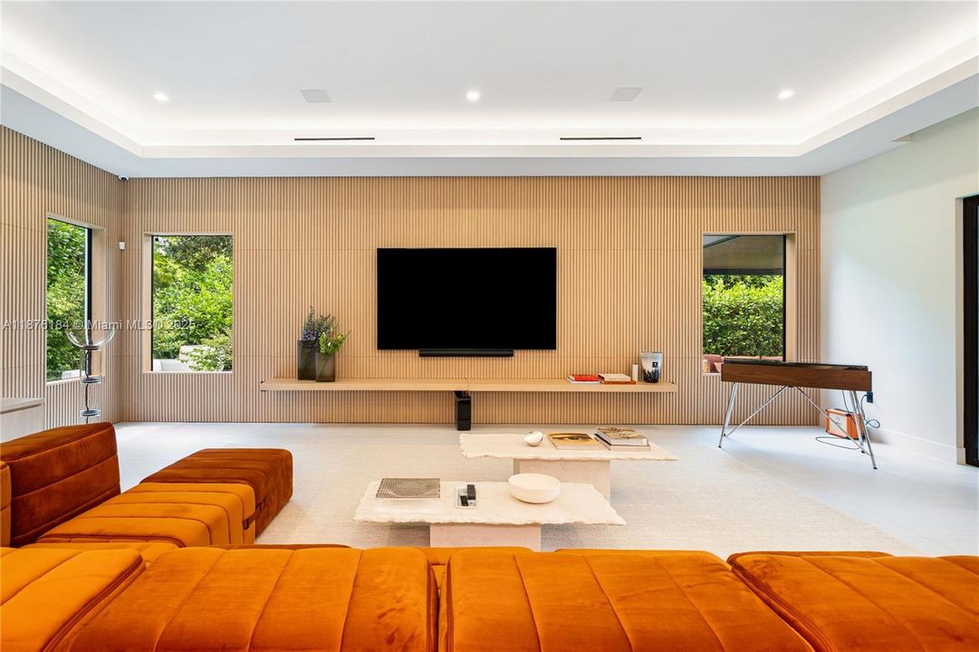 En Venta: $6,350,000 (7 camas, 7 baños, 6977 Pies cuadrados)