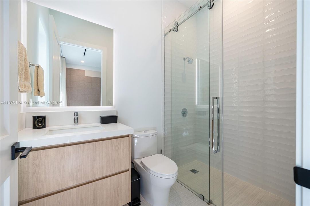 En Venta: $6,350,000 (7 camas, 7 baños, 6977 Pies cuadrados)