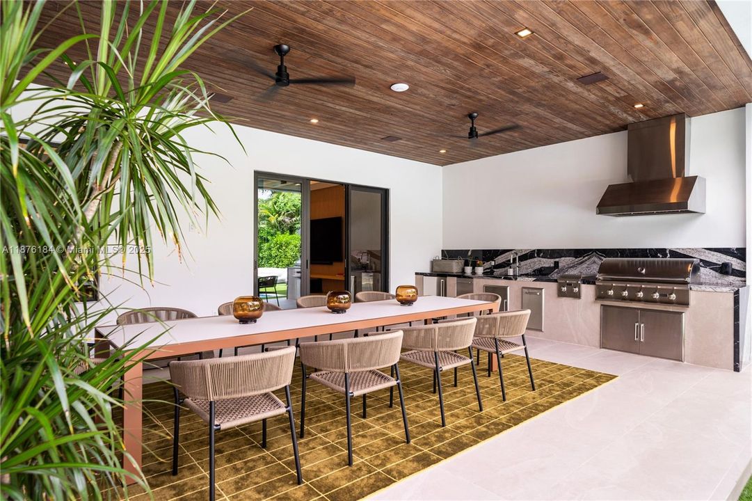 En Venta: $6,350,000 (7 camas, 7 baños, 6977 Pies cuadrados)