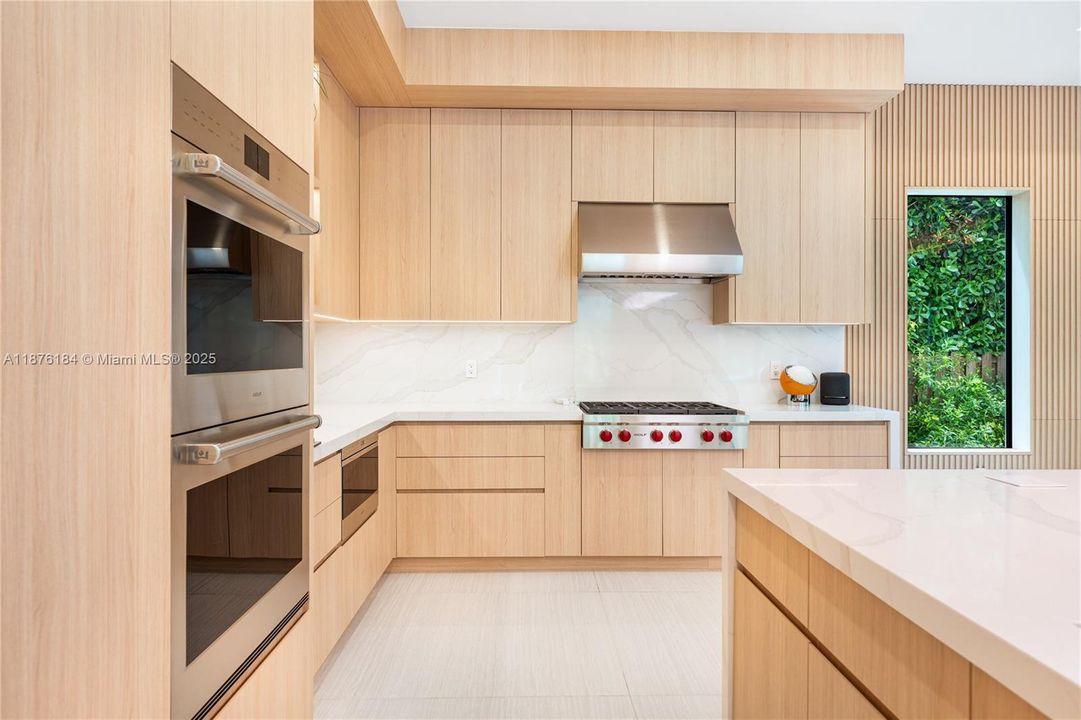 En Venta: $6,350,000 (7 camas, 7 baños, 6977 Pies cuadrados)