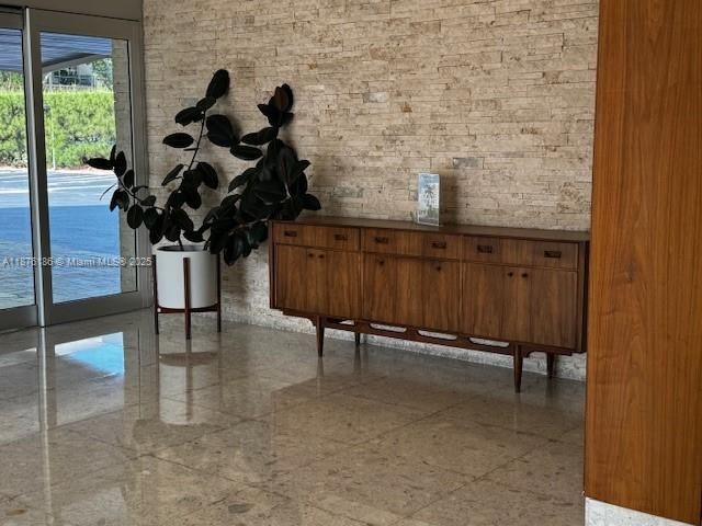 На продажу: $899,000 (2 спален, 20 ванн, 1770 Квадратных фут)