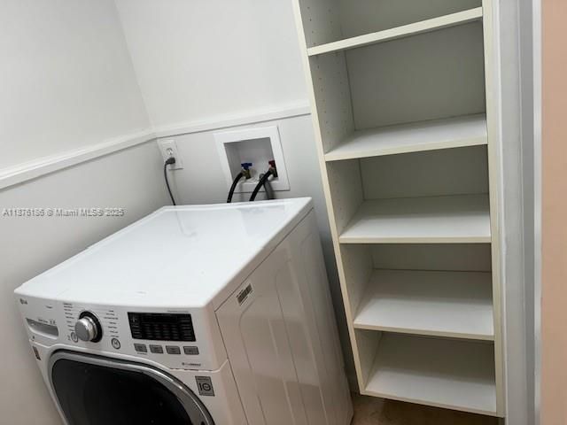 На продажу: $899,000 (2 спален, 20 ванн, 1770 Квадратных фут)