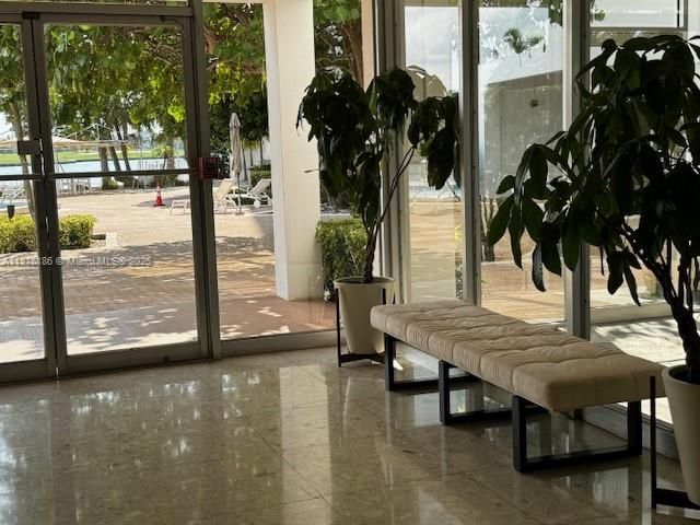 На продажу: $899,000 (2 спален, 20 ванн, 1770 Квадратных фут)