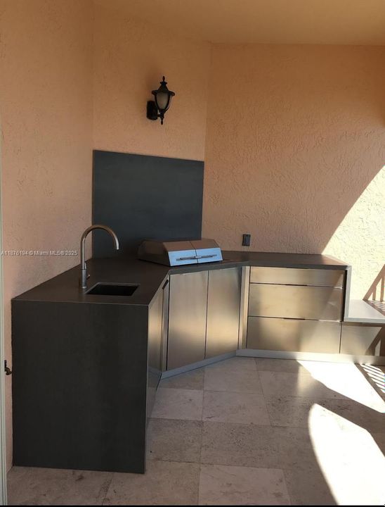 For Sale: $3,600,000 (4 beds, 4 baths, 4220 Square Feet)