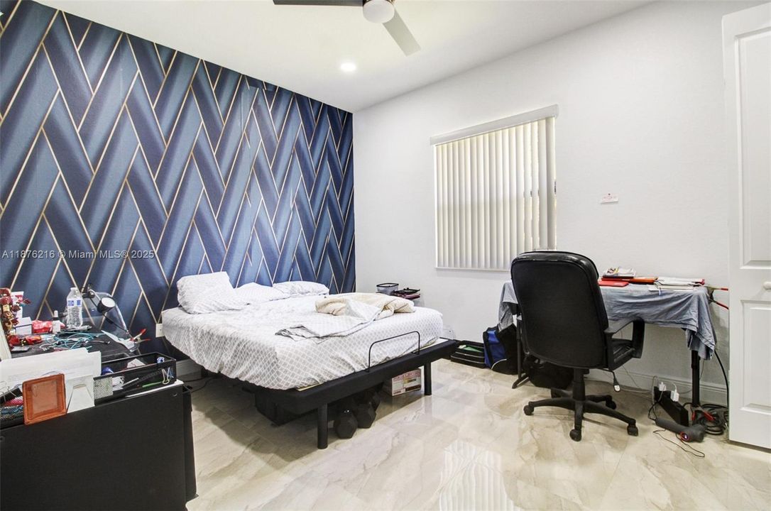 in law suite bedroom