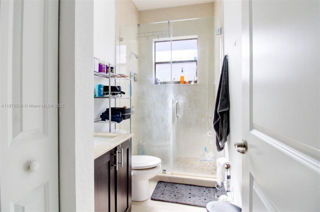 in law suite full bathroom