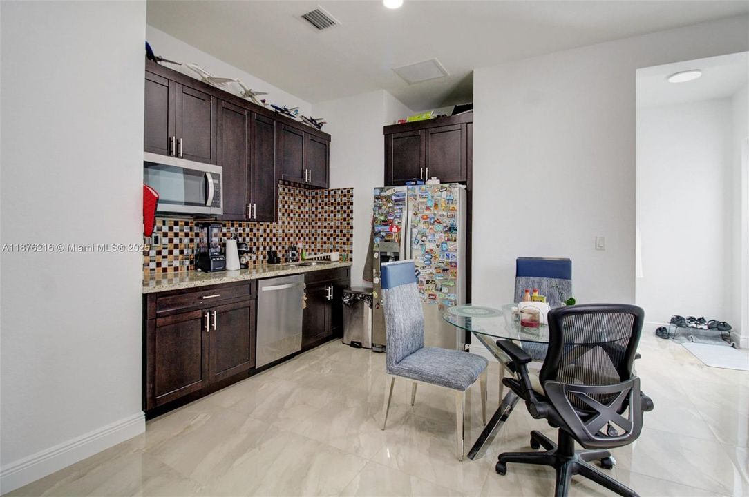 In law suite kitchen