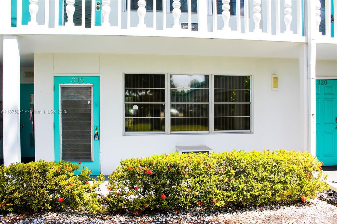 Недавно продано: $89,000 (1 спален, 1 ванн, 585 Квадратных фут)