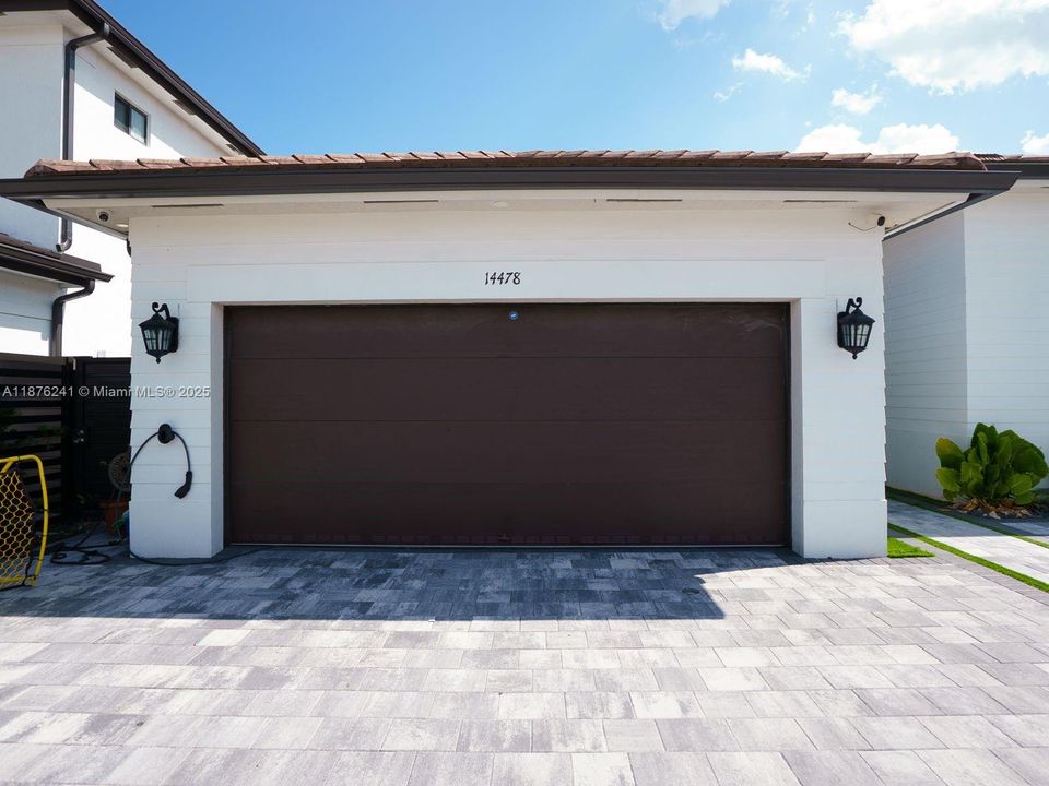 For Sale: $1,250,000 (4 beds, 4 baths, 2776 Square Feet)