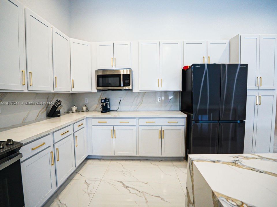 For Sale: $1,250,000 (4 beds, 4 baths, 2776 Square Feet)