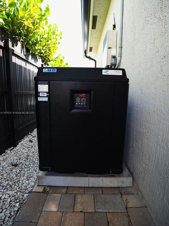 For Sale: $1,250,000 (4 beds, 4 baths, 2776 Square Feet)