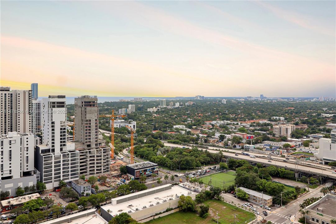 En Venta: $345,000 (0 camas, 1 baños, 580 Pies cuadrados)