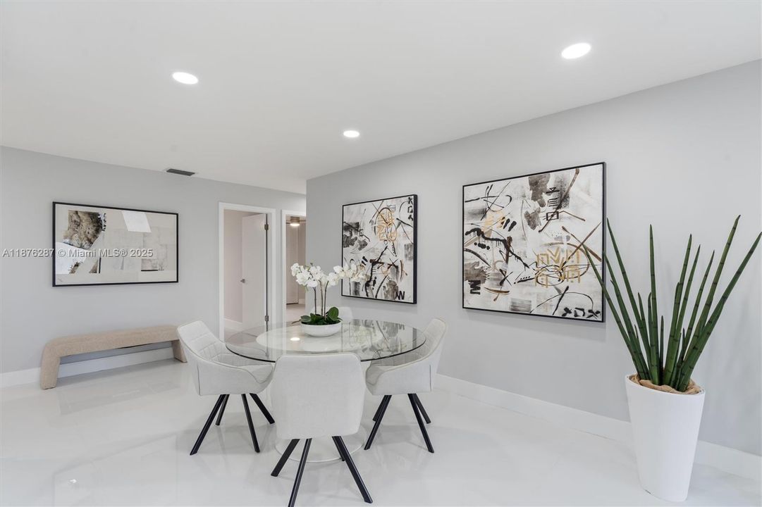 Active With Contract: $575,000 (3 beds, 2 baths, 1374 Square Feet)