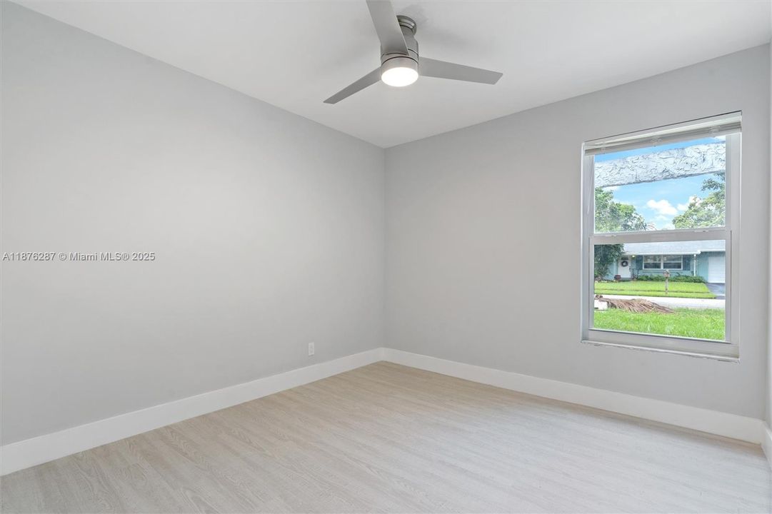 Active With Contract: $575,000 (3 beds, 2 baths, 1374 Square Feet)