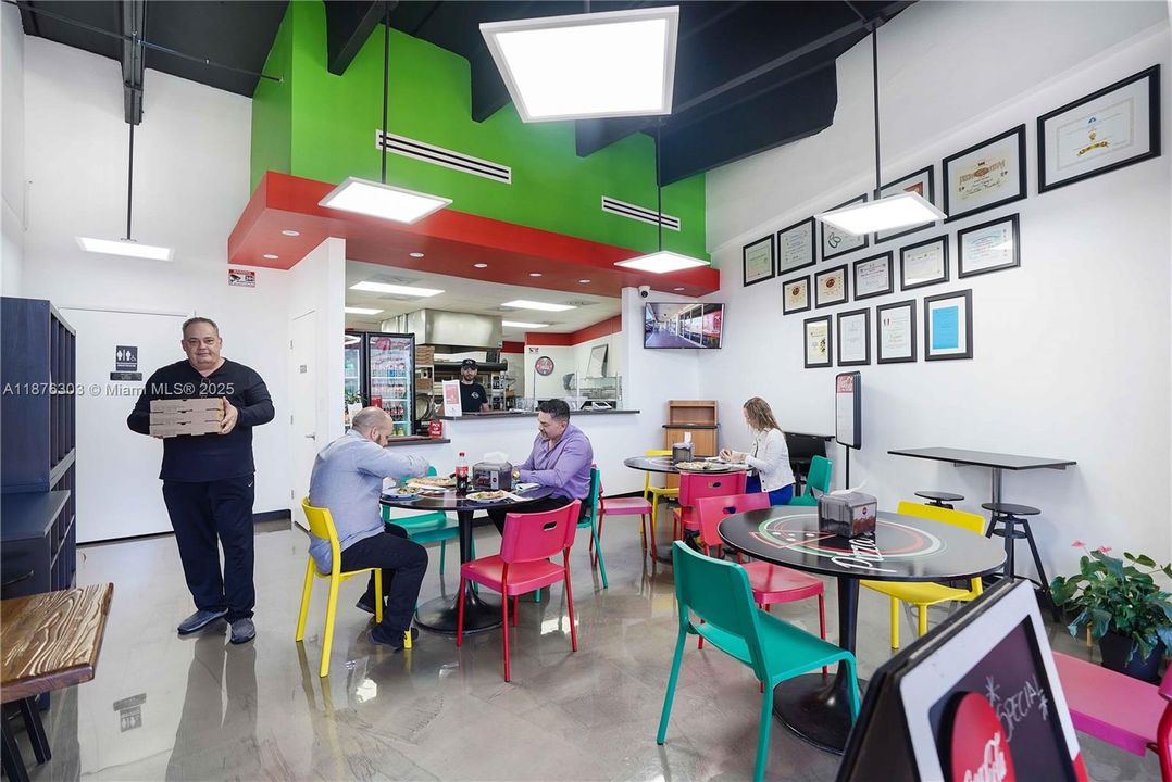 待售: $170,000 (0 贝兹, 0 浴室, 0 平方英尺)